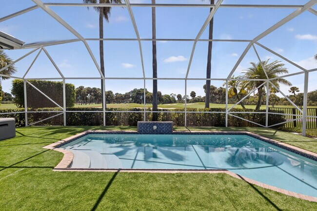Building Photo - 6778 Oakmont Way