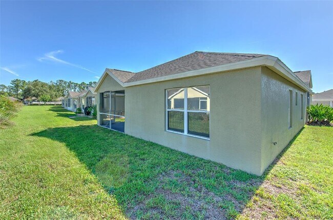 Building Photo - 5046 Gato Del Sol Cir