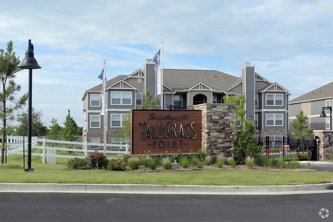 Building Photo - Cottages at Tallgrass Point