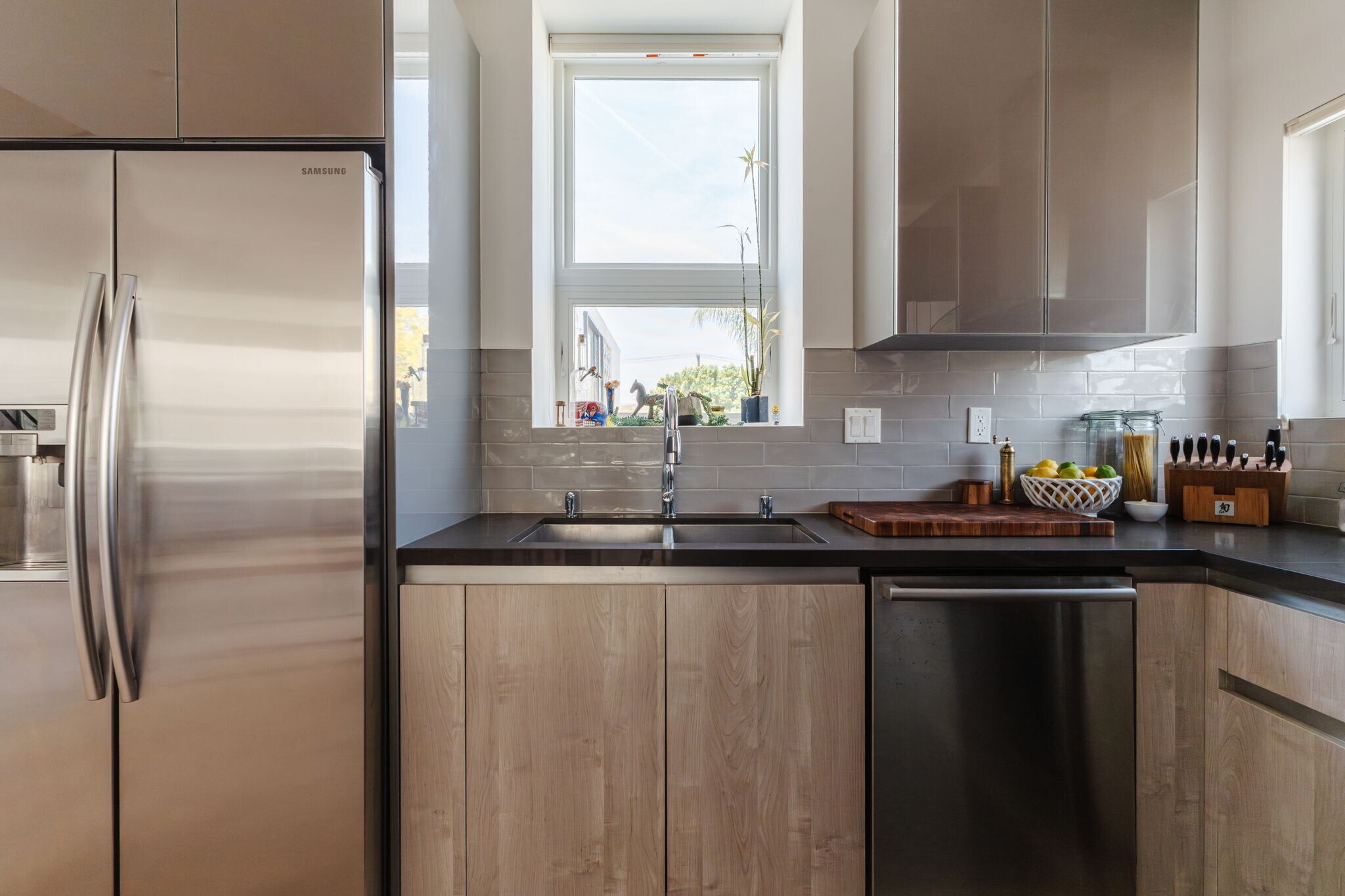 Building Photo - 6072 Pickford St