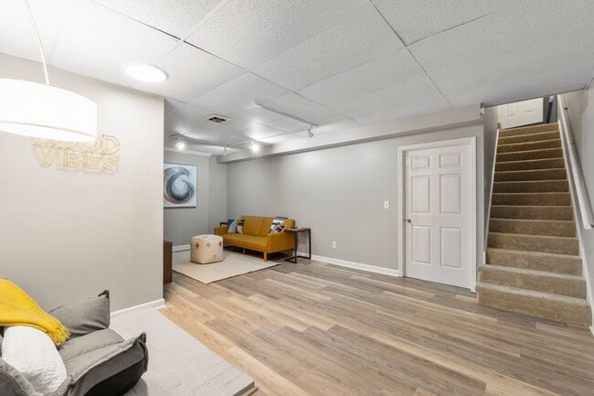 Building Photo - 1207 Timbers Ln