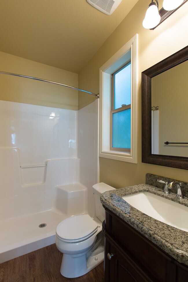 Building Photo - 436 10th NW St