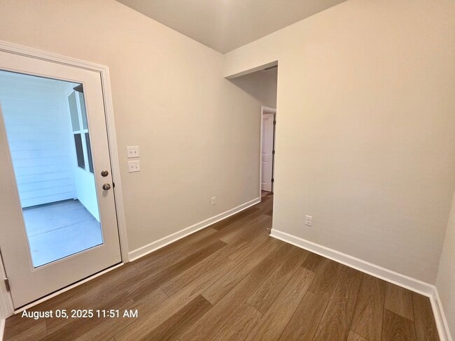Building Photo - Beautiful 4 bedroom + flex space - Wescott...