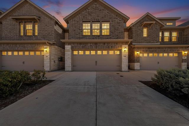 Building Photo - 740 Thorn Crk Dr