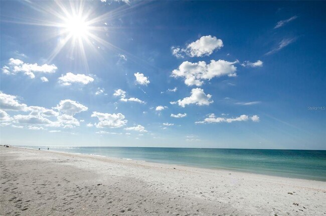 Building Photo - 1460 Gulf Blvd