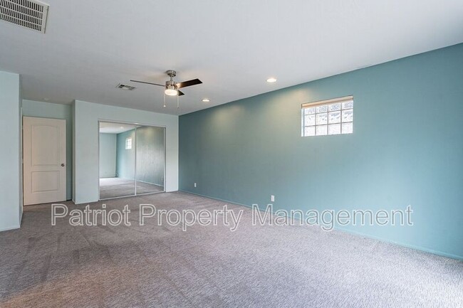 Building Photo - 7531 E McKinley St