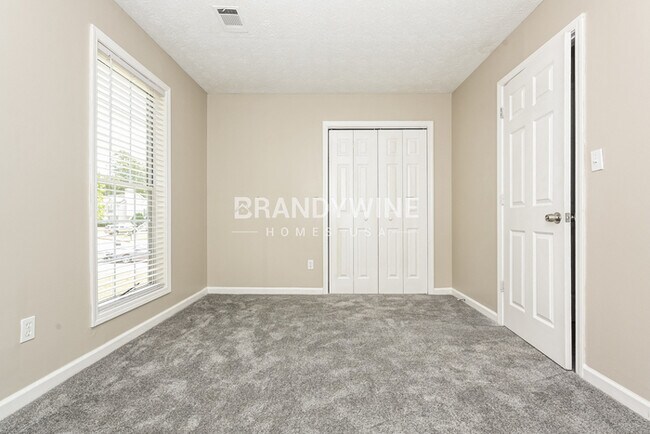 Building Photo - 10473 Starling Trail