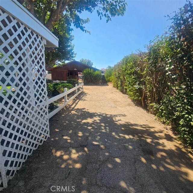 Building Photo - 2948 Sierra Ave