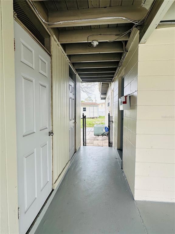 Building Photo - 6033 Balboa Dr