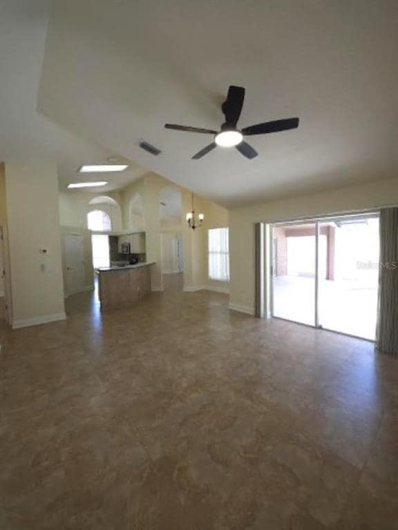 Building Photo - 18005 Palm Breeze Dr