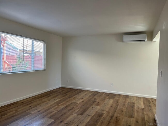 Building Photo - 3672 Bancroft St