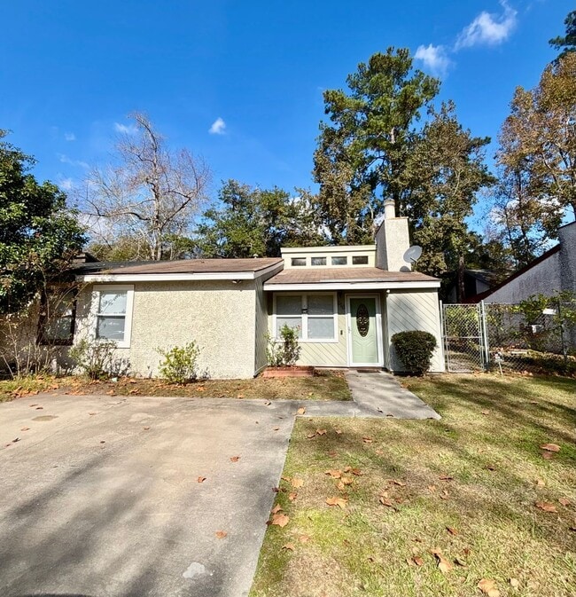 Primary Photo - FOR RENT