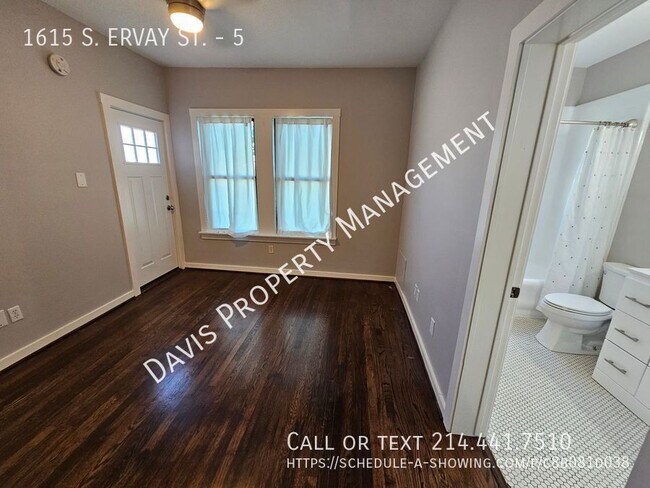 Building Photo - 1615 S Ervay St