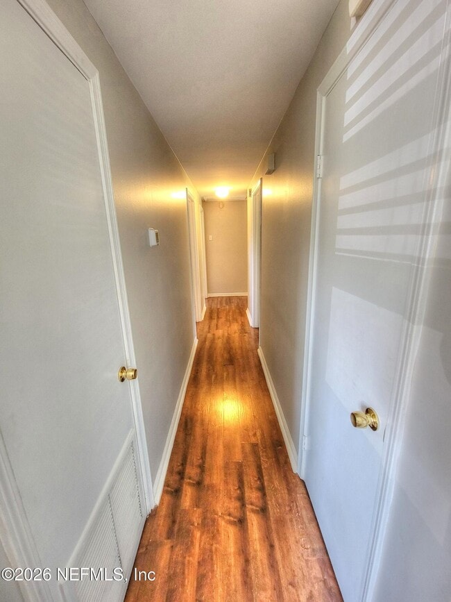 Building Photo - 10881 Key Coral Dr