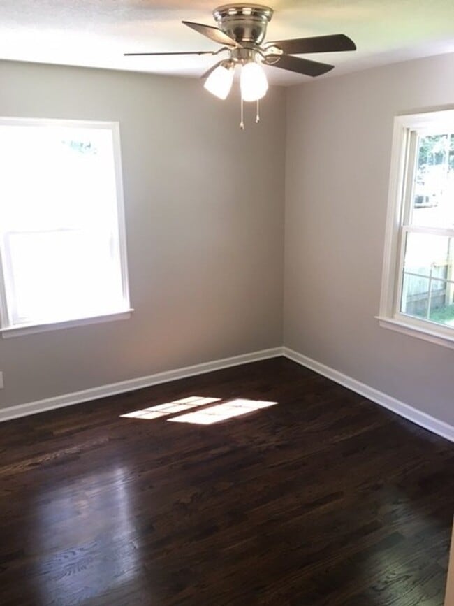 Building Photo - Charming Waldo Home! 2 Bedroom and 1 Bath