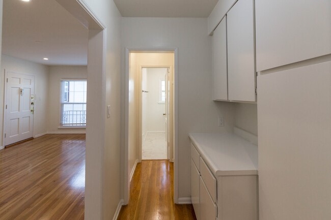 Building Photo - 4635 Finley Ave