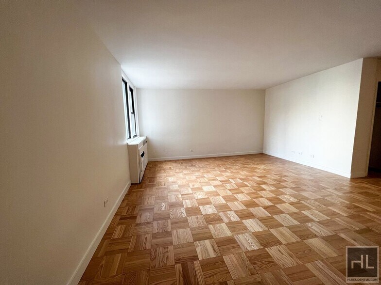 Building Photo - East 79th Street