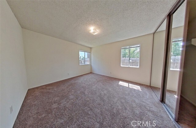 Building Photo - 3216 Locust Ave