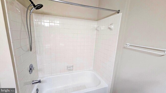 Building Photo - 1196 Swanhill Ct