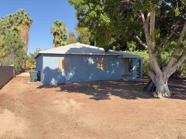 Building Photo - 315 S Magnolia Ave