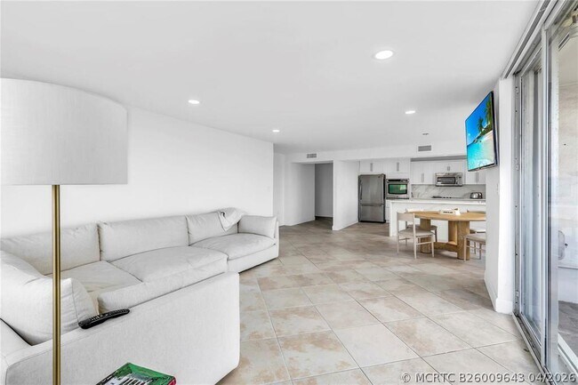 Building Photo - 2750 NE 183rd St
