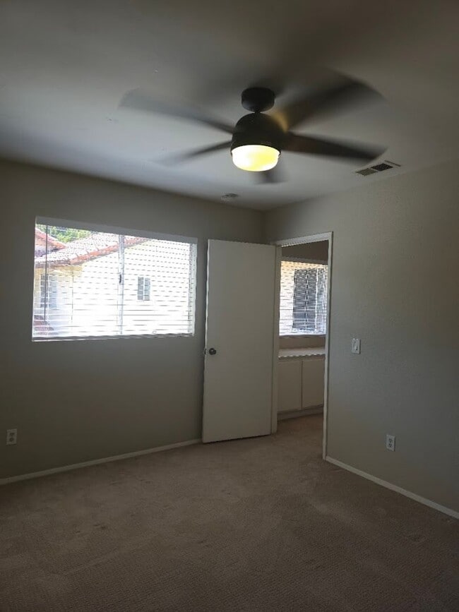 Building Photo - Light-Filled End Unit Condo, 2BD/2.5BA wit...