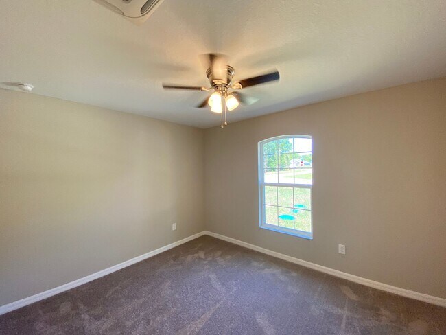 Building Photo - WILL NOT BE AVAILABLE TO SHOW TIL MID AUGU...