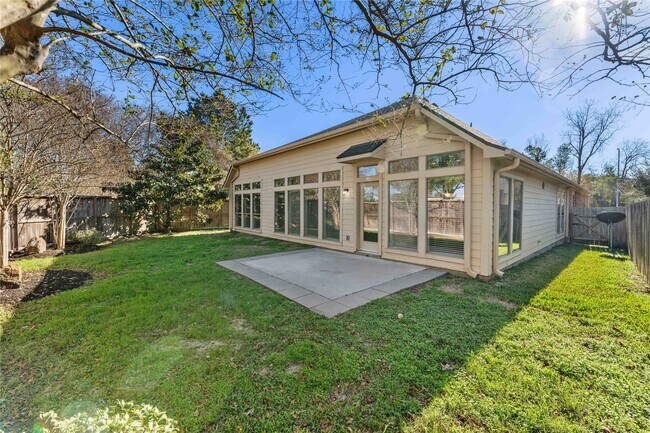 Building Photo - 1602 Eden Meadows Dr