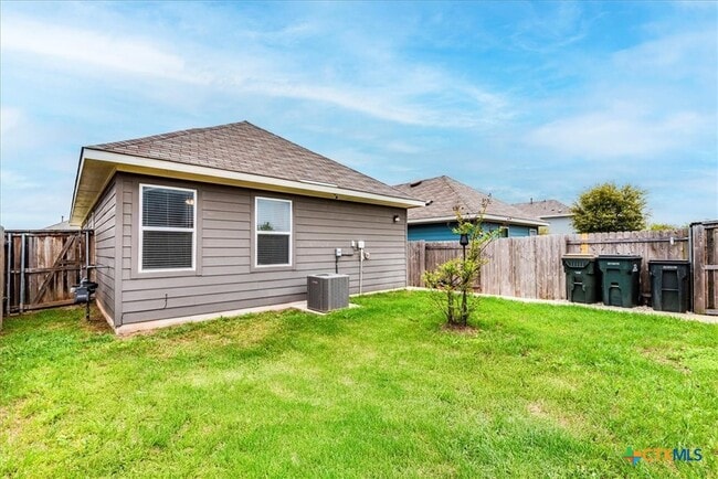 Building Photo - 360 Spiny Lizard Ln