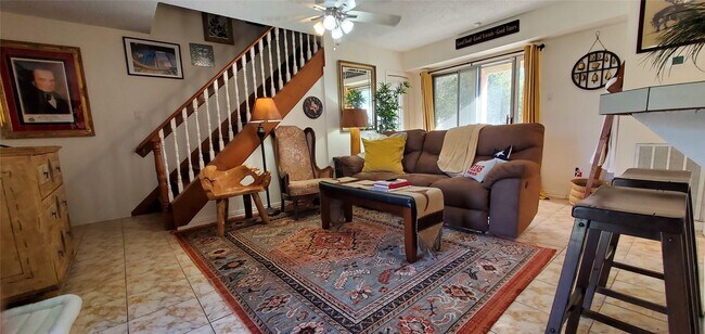 Building Photo - 17018 Water Oak Dr