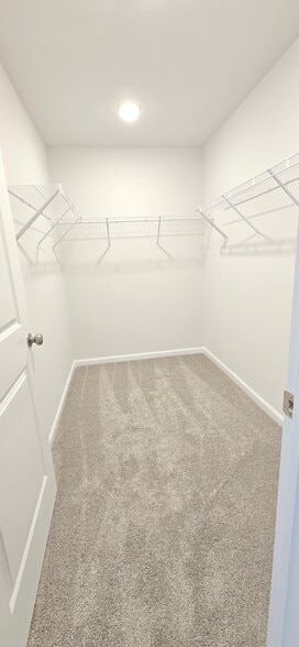 Building Photo - 220 Broomside Ave