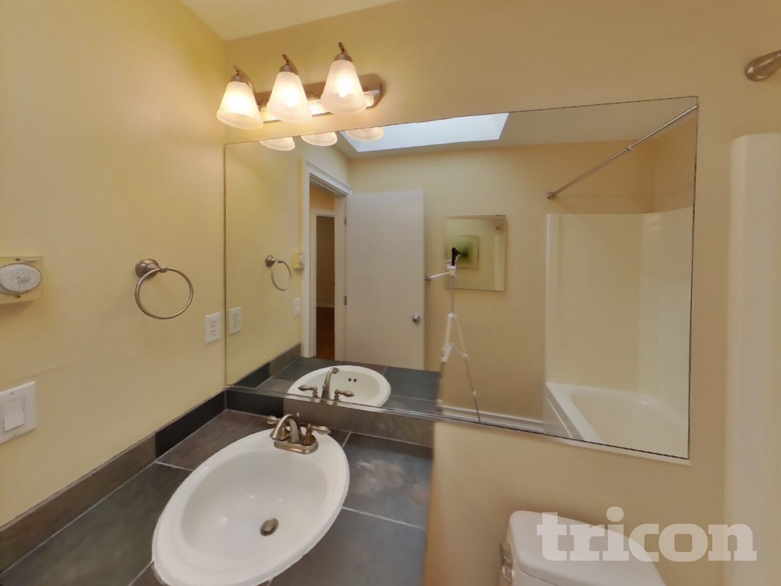 Building Photo - 14628 81st Ave E