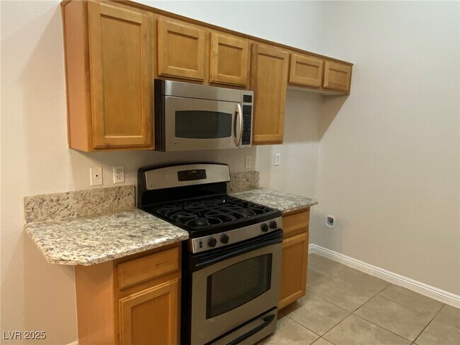 Building Photo - 8805 Jeffreys St