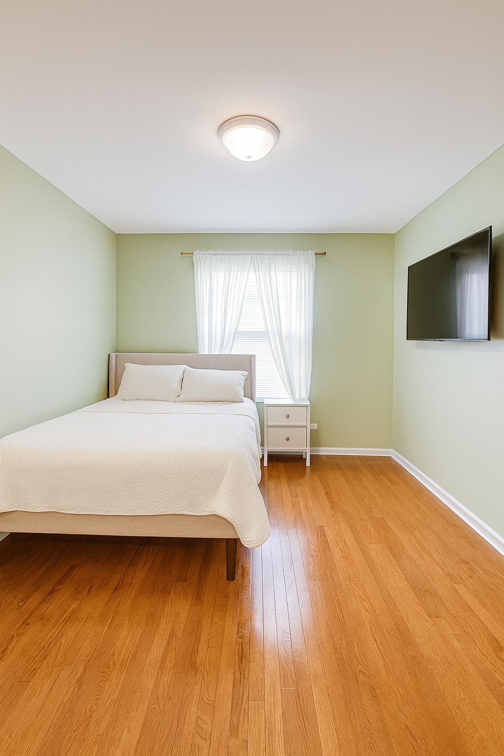 Building Photo - 1951 Spinnaker Ct