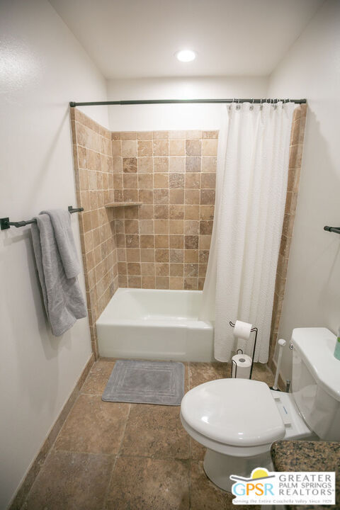 Building Photo - 38820 Bel Air Dr