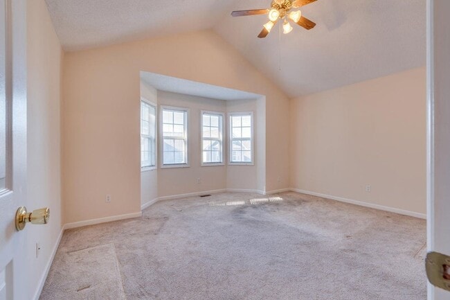 Building Photo - 3910 Renaissance Sq