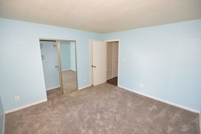 Building Photo - 1150 Ocean Pebbles Way