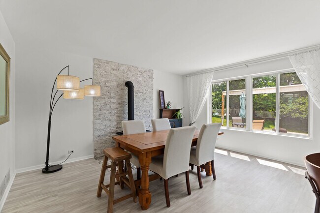 Building Photo - 257 Indian Ridge Ln