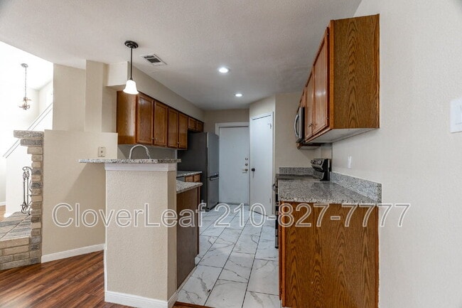 Building Photo - 3207 Stoney Square