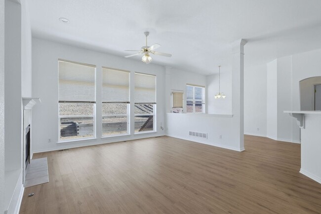 Building Photo - 4 bed 2 bath Ranch in Metzler Ranch Castle Rock!