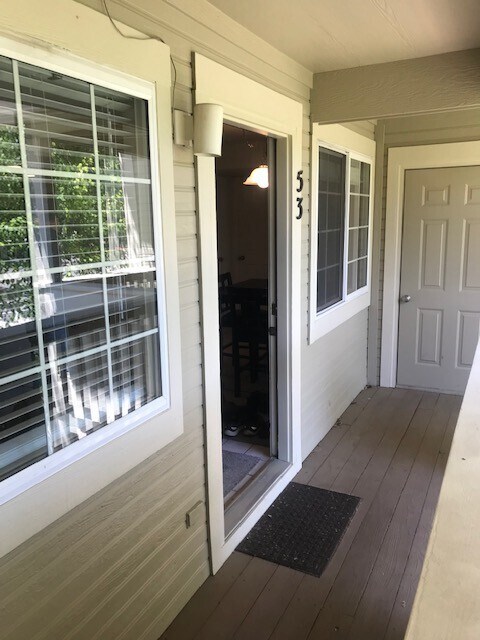 Building Photo - Spacious 2 Bed 2 Bath Condo in Central Fort Collins!