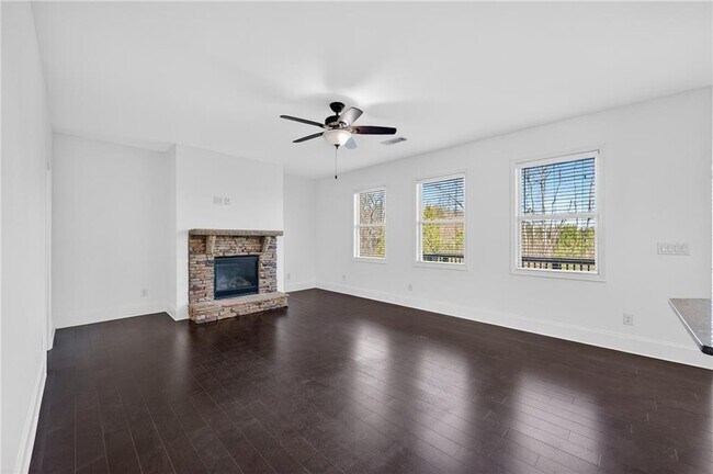 Building Photo - 7445 Oldbury Pl