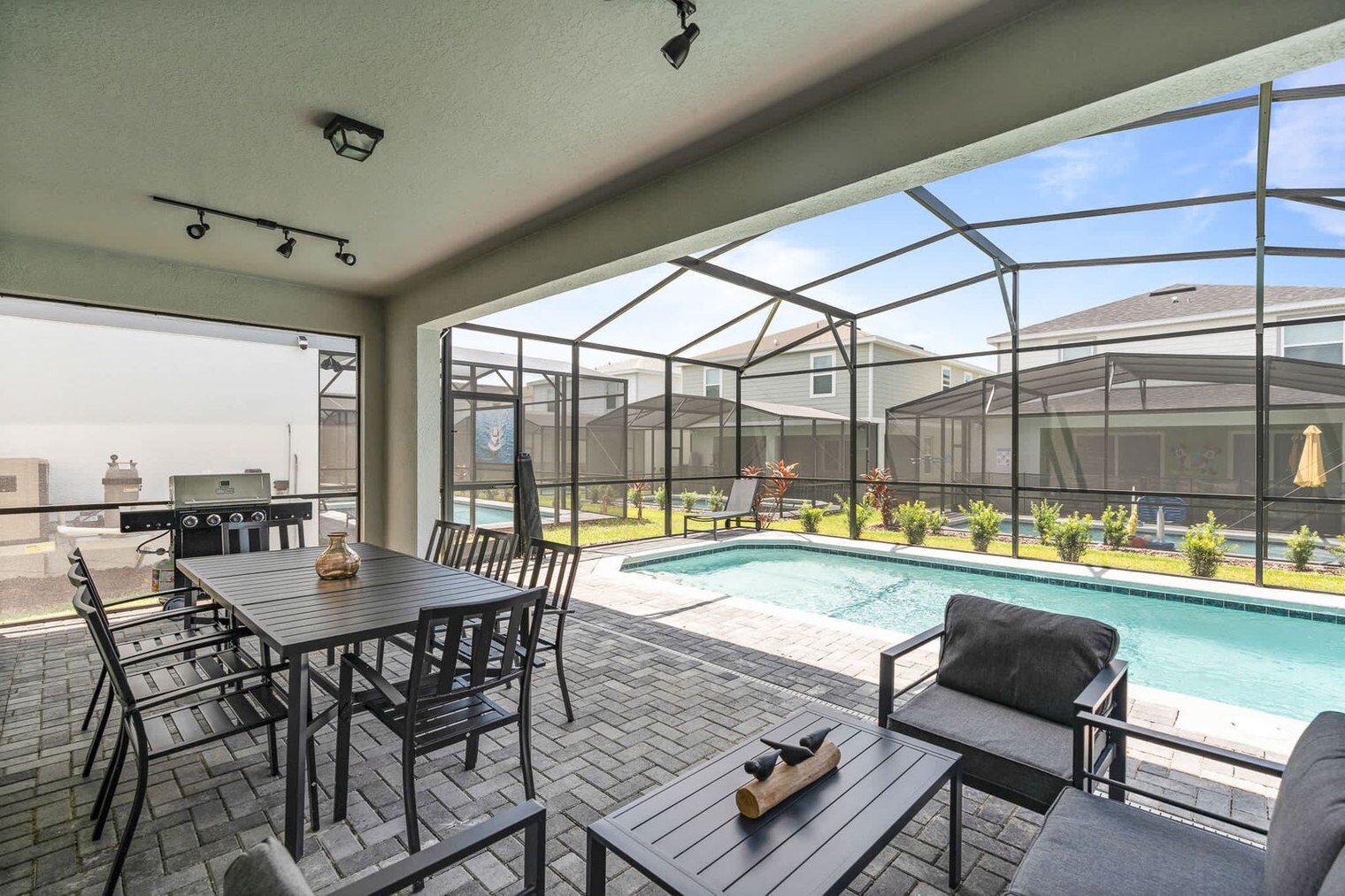 Building Photo - 15996 Cape Coral Lp