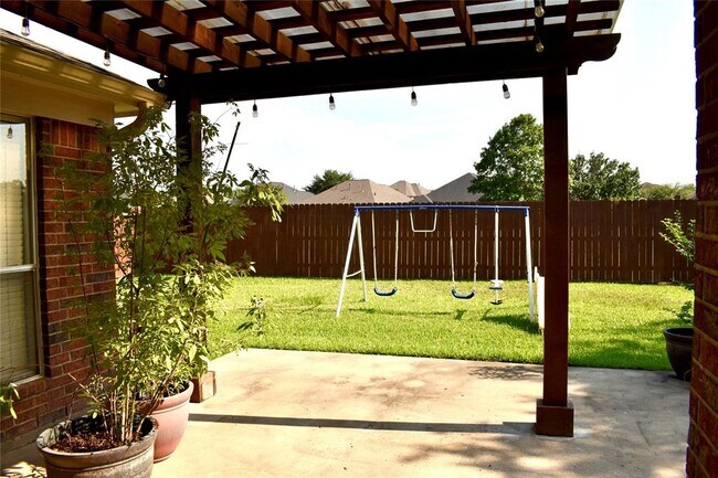 Building Photo - 23931 Ayscough Ln