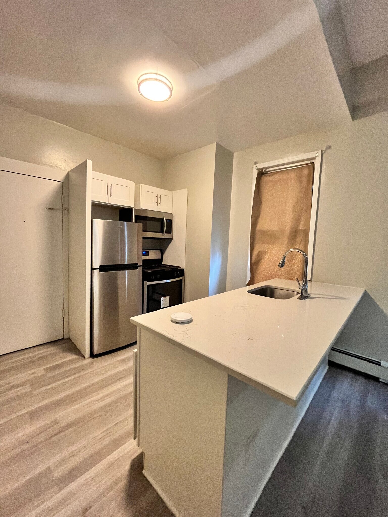 218 Bowers St 1 - 220 Bowers St