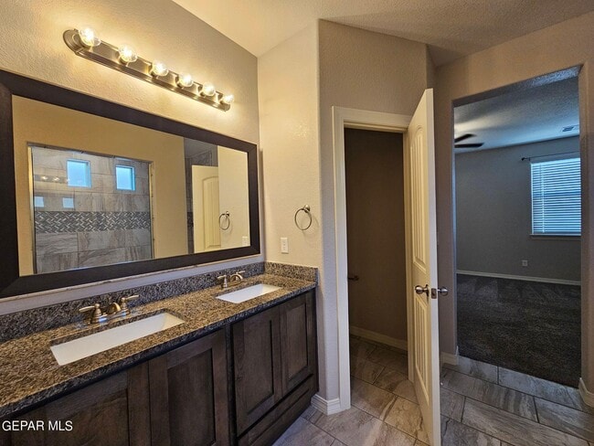 Building Photo - 3980 Desert Nomad Dr