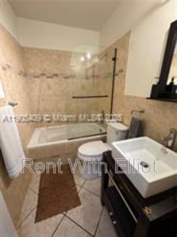 Primary Photo - 3242 Jackson St