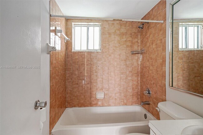 Building Photo - 5490 W 21st Ct