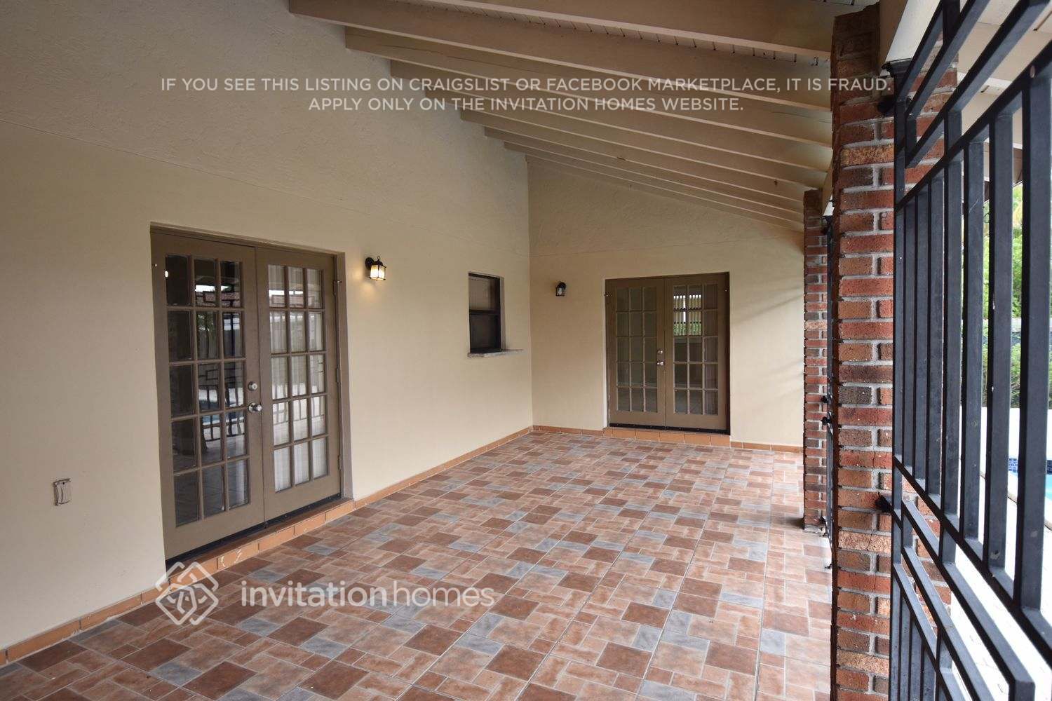 Building Photo - 1411 SW 139th Ave
