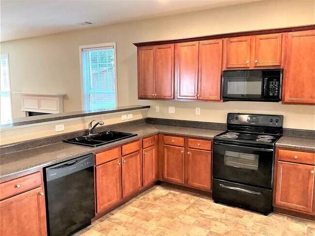 Building Photo - 1147 Charlie Ln SW